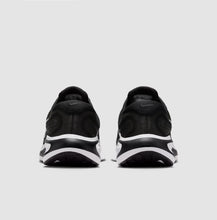 Load image into Gallery viewer, Nike Journey Run