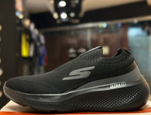 Load image into Gallery viewer, Skechers GO RUN Elevate - Upraise
