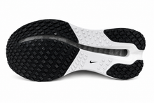 Load image into Gallery viewer, Nike Pegasus Premium