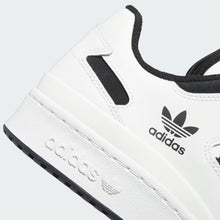 Load image into Gallery viewer, Adidas Forum Low CL Shoes