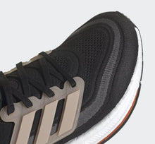 Load image into Gallery viewer, Adidas Ultraboost Light