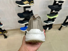 Load image into Gallery viewer, Skechers Vapor Foam Slip Ons