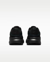 Load image into Gallery viewer, Nike Structure 26 (HJ1102-001)