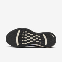 Load image into Gallery viewer, Nike Journey Run