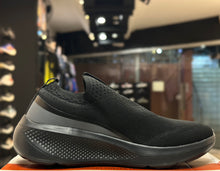 Load image into Gallery viewer, Skechers GO RUN Elevate - Upraise