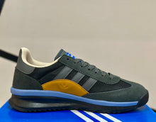 Load image into Gallery viewer, Adidas SL72