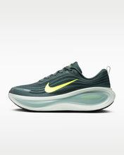 Load image into Gallery viewer, Nike Vomero Plus