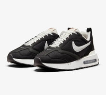 Load image into Gallery viewer, Nike Air Max Dawn
