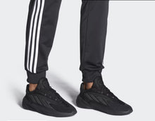 Load image into Gallery viewer, Adidas Ozelia Shoes