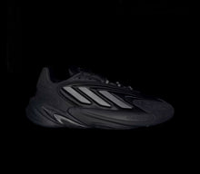Load image into Gallery viewer, Adidas Ozelia Shoes