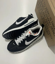Load image into Gallery viewer, Nike Air Max Dawn