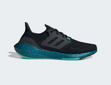 Load image into Gallery viewer, Adidas Ultraboost 22