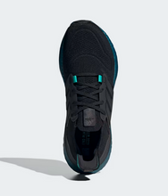 Load image into Gallery viewer, Adidas Ultraboost 22