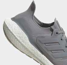 Load image into Gallery viewer, Adidas Ultraboost 22