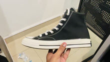 Load and play video in Gallery viewer, Converse Chuck Taylor All Star 70 HI