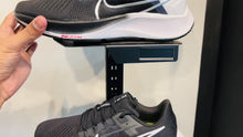Load and play video in Gallery viewer, Nike Air Zoom Pegasus 38
