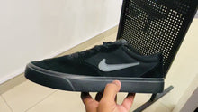 Load and play video in Gallery viewer, Nike SB Chron SLR