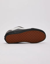 Load image into Gallery viewer, Vans Of The Wall Knu Skool DTLR