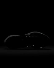 Load image into Gallery viewer, Nike Vomero 16