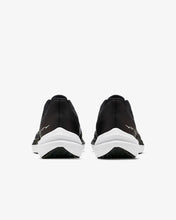 Load image into Gallery viewer, Nike Winflo 9