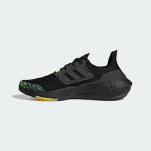 Load image into Gallery viewer, Adidas Ultraboost 22