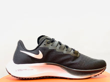 Load image into Gallery viewer, Nike Air Zoom Pegasus 37