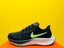 Load image into Gallery viewer, Nike Air Zoom Pegasus 37