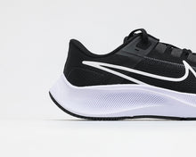 Load image into Gallery viewer, Nike Air Zoom Pegasus 38