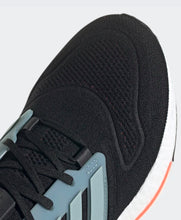 Load image into Gallery viewer, Adidas Ultraboost 22