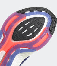 Load image into Gallery viewer, Adidas Ultraboost 22