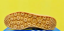 Load image into Gallery viewer, Adidas Broomfield Shoes