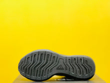 Load image into Gallery viewer, Adidas Climacool Ventania