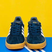 Load image into Gallery viewer, Adidas Broomfield Shoes