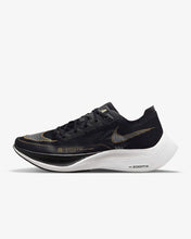 Load image into Gallery viewer, Nike ZoomX Vaporfly Next%