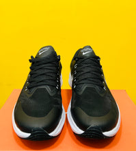Load image into Gallery viewer, Nike Air Zoom Winflo 8