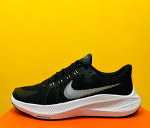 Load image into Gallery viewer, Nike Air Zoom Winflo 8