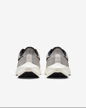 Load image into Gallery viewer, Nike Air Zoom Pegasus 39