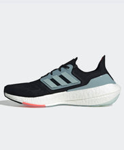 Load image into Gallery viewer, Adidas Ultraboost 22