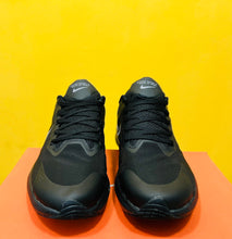Load image into Gallery viewer, Nike Air Zoom Winflo 8