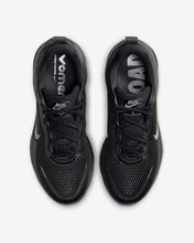 Load image into Gallery viewer, Nike Vomero 18
