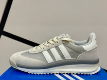 Load image into Gallery viewer, Adidas SL72
