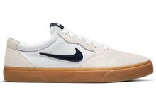 Load image into Gallery viewer, Nike SB Chron SLR
