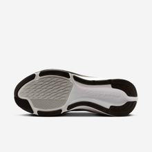 Load image into Gallery viewer, Nike Pegasus 42 (IB1873-001)
