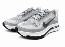 Load image into Gallery viewer, Nike Pegasus Premium
