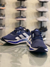 Load image into Gallery viewer, Adidas Questar 3 Running Shoes
