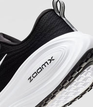 Load image into Gallery viewer, Nike Vomero Plus
