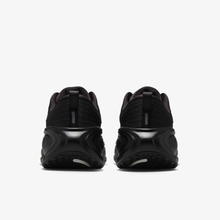 Load image into Gallery viewer, Nike Vomero Plus
