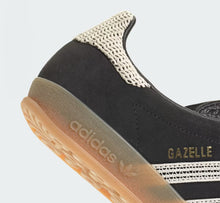 Load image into Gallery viewer, Adidas GAZELLE INDOOR SHOES
