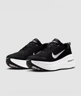 Nike Vomero Plus (HV8150-002)