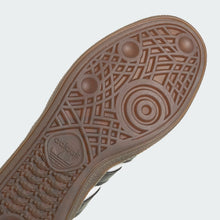 Load image into Gallery viewer, Adidas HANDBALL SPEZIAL SHOES
